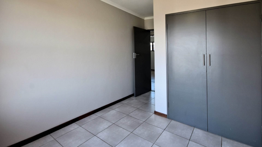 To Let 3 Bedroom Property for Rent in Highveld Gauteng