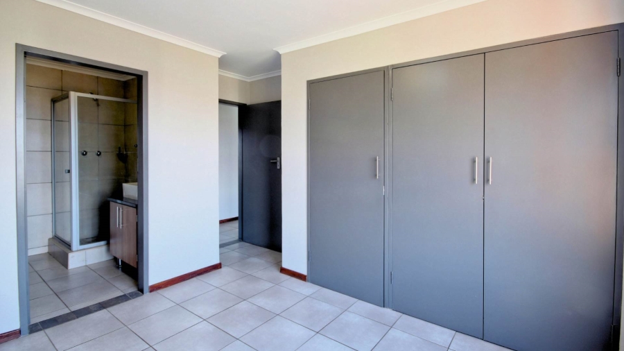 To Let 3 Bedroom Property for Rent in Highveld Gauteng