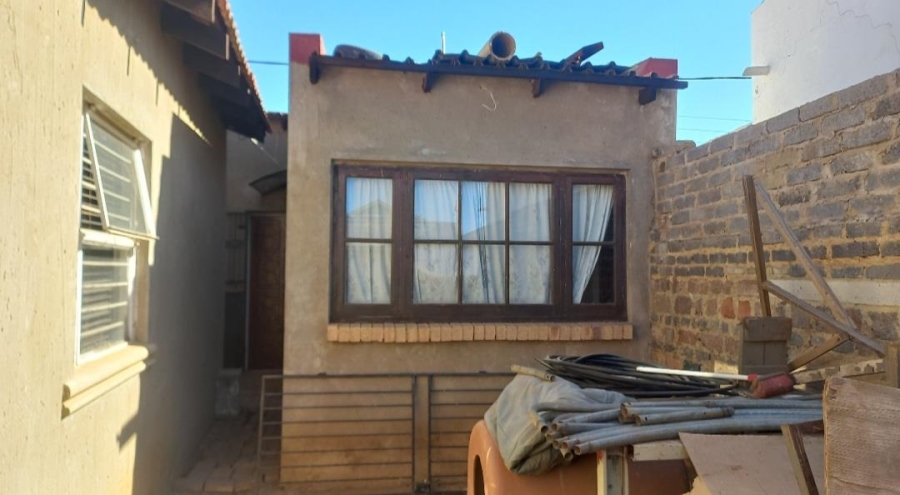 2 Bedroom Property for Sale in Orange Farm Gauteng