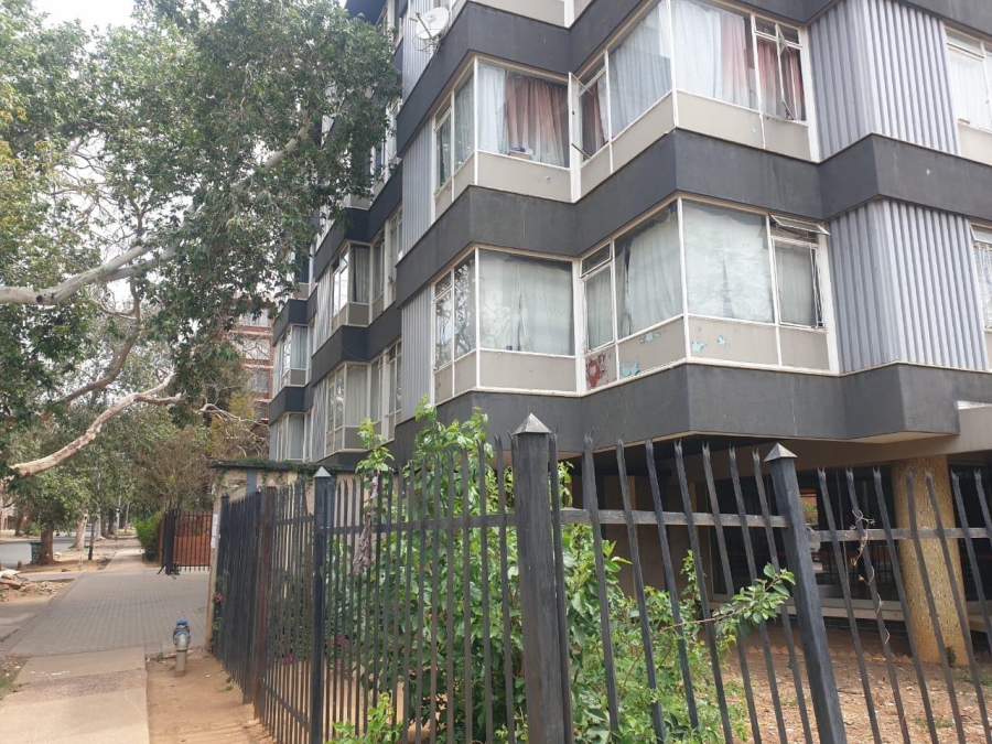 2 Bedroom Property for Sale in Sunnyside Gauteng