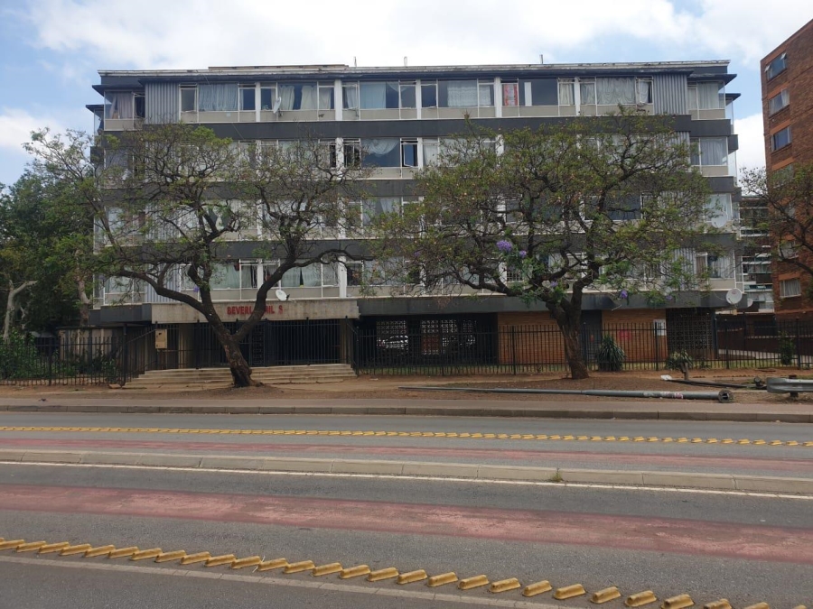 2 Bedroom Property for Sale in Sunnyside Gauteng