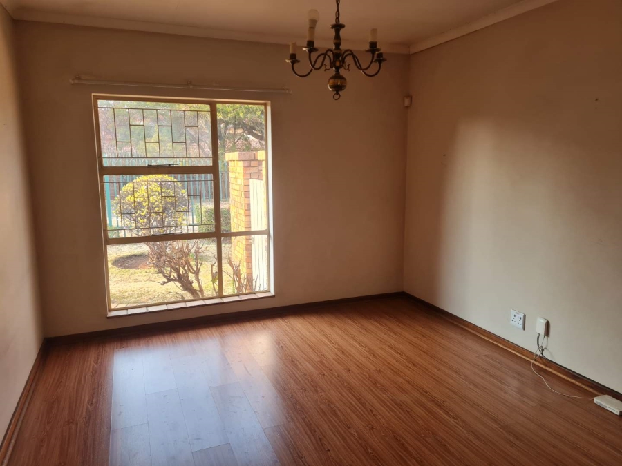 3 Bedroom Property for Sale in Wierdapark Gauteng