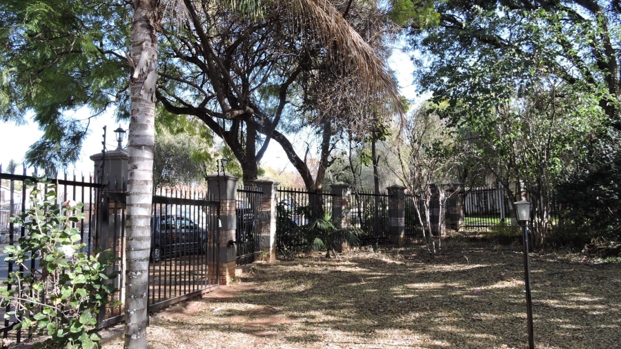 To Let 4 Bedroom Property for Rent in Colbyn Gauteng
