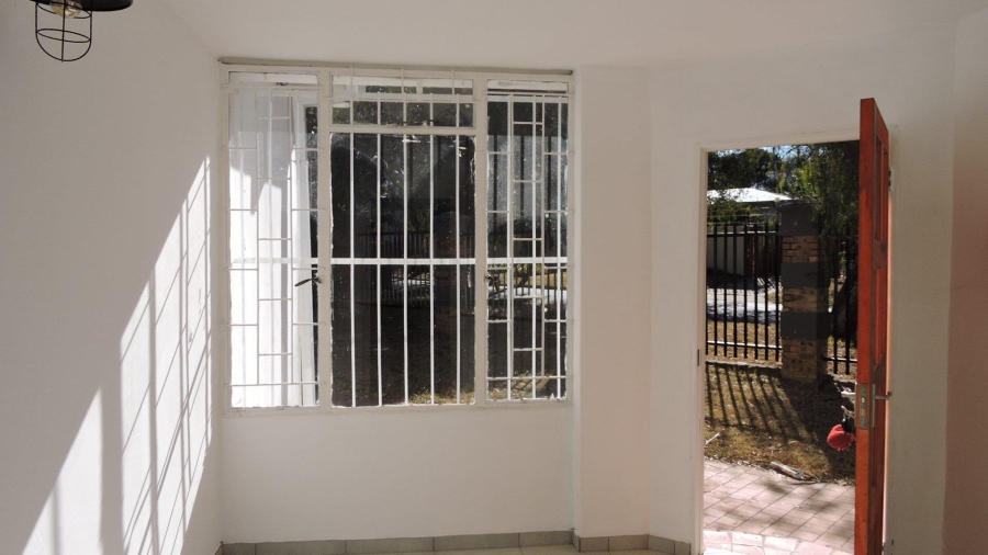 To Let 4 Bedroom Property for Rent in Colbyn Gauteng