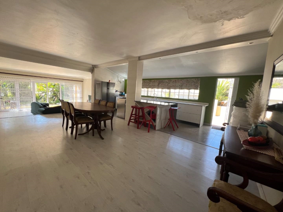 To Let 3 Bedroom Property for Rent in Fontainebleau Gauteng