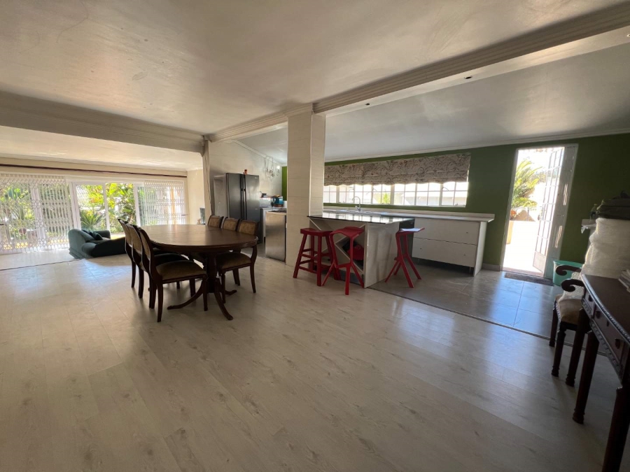 To Let 3 Bedroom Property for Rent in Fontainebleau Gauteng
