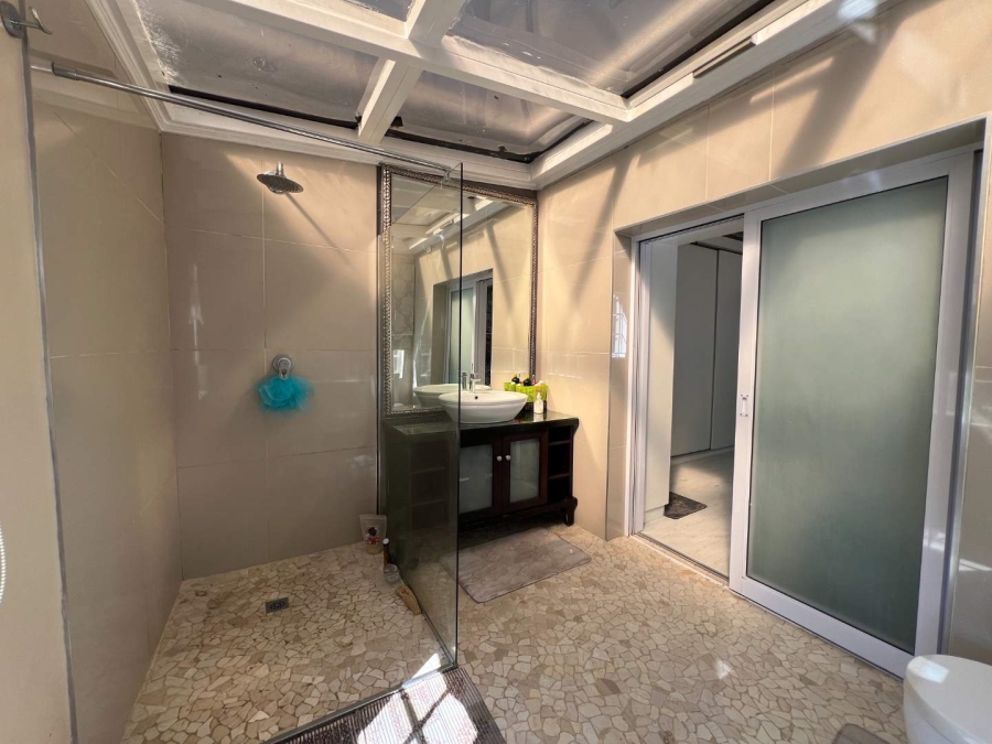 To Let 3 Bedroom Property for Rent in Fontainebleau Gauteng