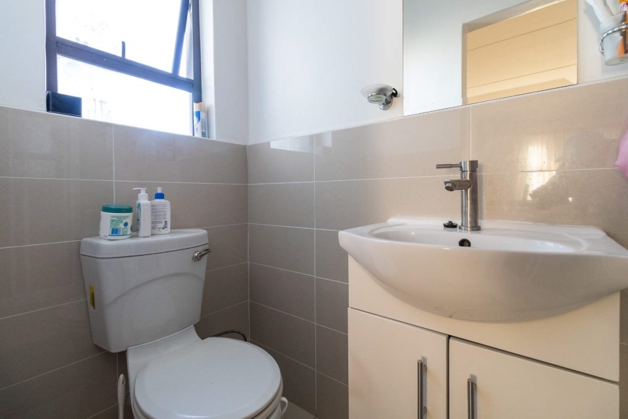 2 Bedroom Property for Sale in Fairlead Gauteng