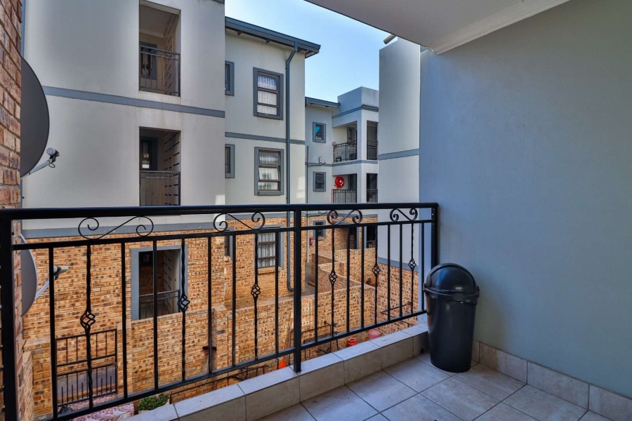 2 Bedroom Property for Sale in Fairlead Gauteng