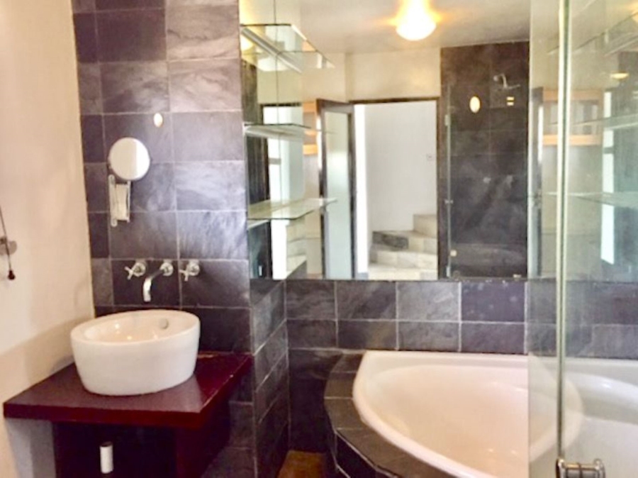 To Let 1 Bedroom Property for Rent in Sandown Gauteng