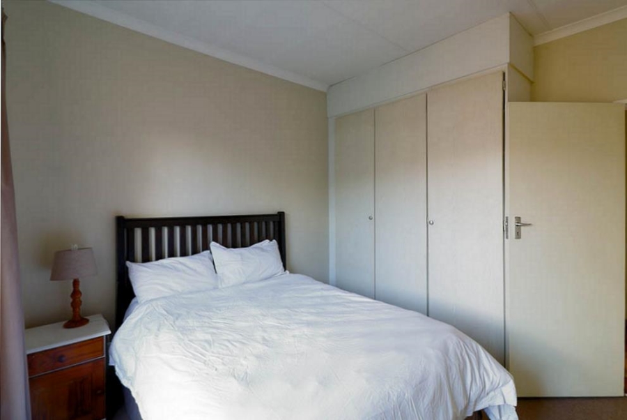 To Let 2 Bedroom Property for Rent in Equestria Gauteng