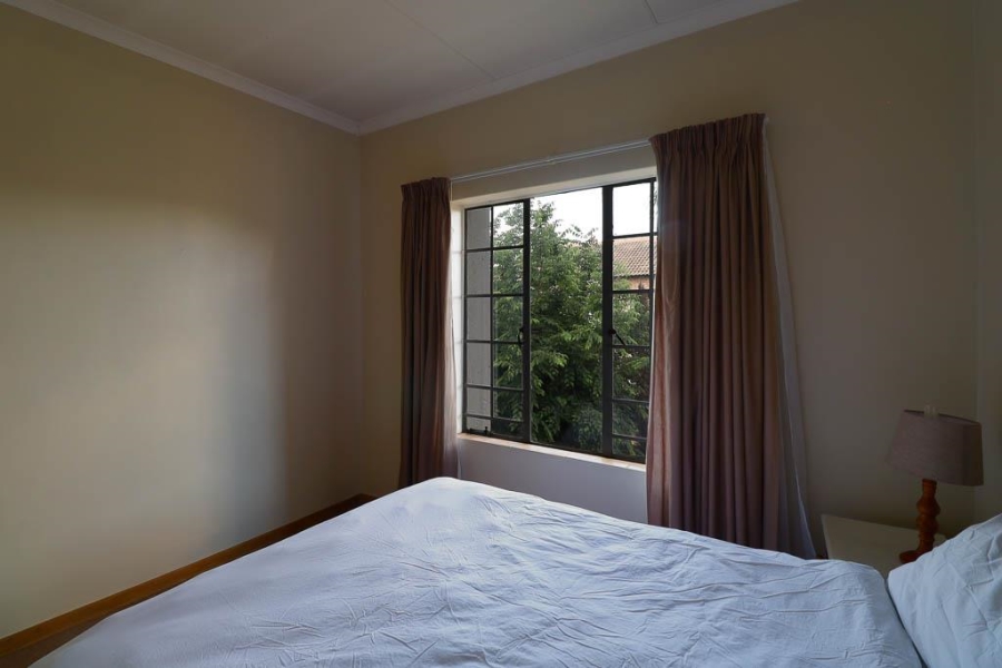 To Let 2 Bedroom Property for Rent in Equestria Gauteng