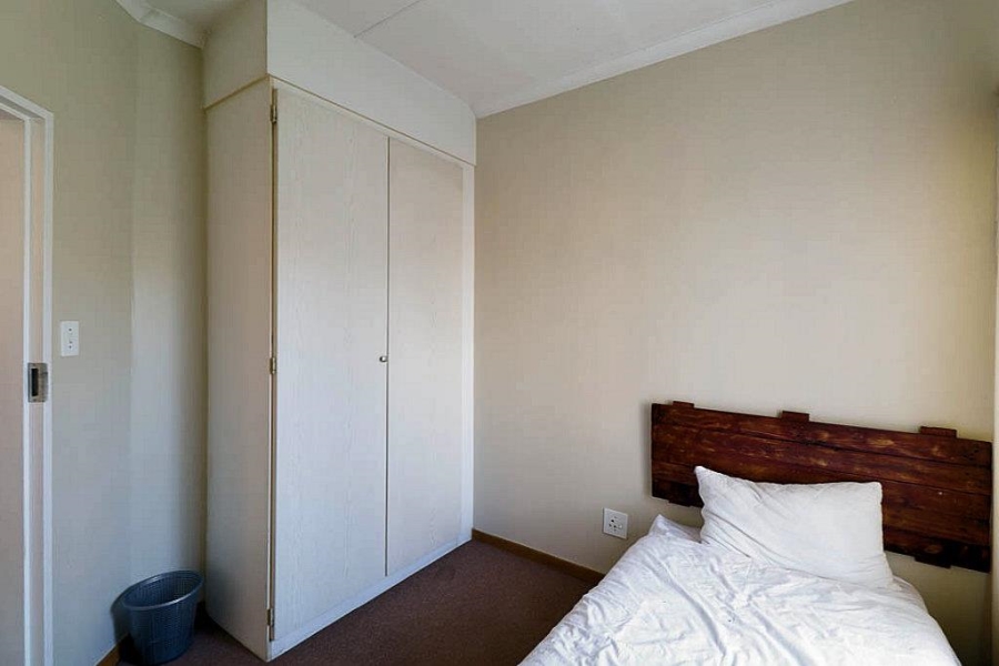 To Let 2 Bedroom Property for Rent in Equestria Gauteng
