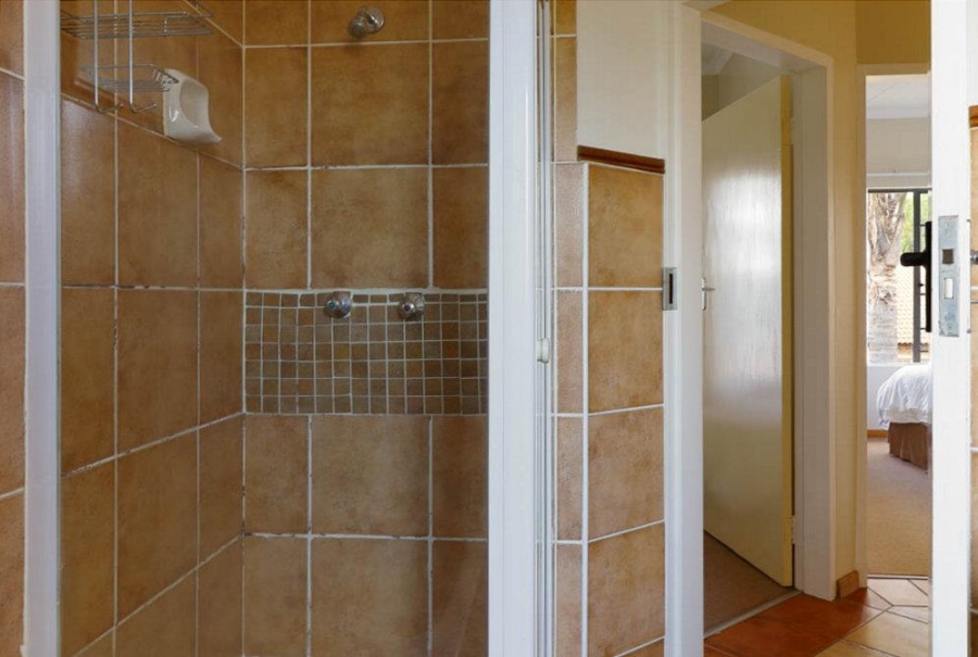 To Let 2 Bedroom Property for Rent in Equestria Gauteng