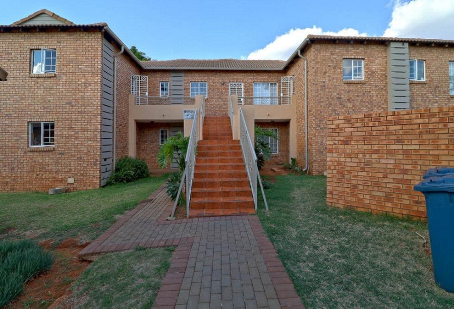 To Let 2 Bedroom Property for Rent in Equestria Gauteng