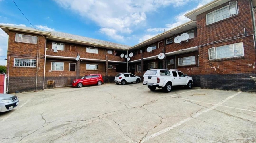 2 Bedroom Property for Sale in Rosettenville Gauteng