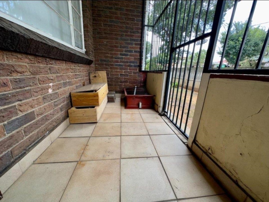 2 Bedroom Property for Sale in Rosettenville Gauteng