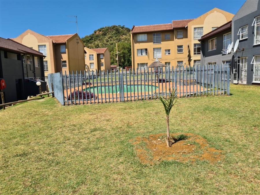 2 Bedroom Property for Sale in Alan Manor Gauteng