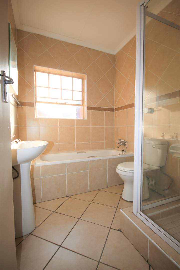 To Let 2 Bedroom Property for Rent in Hazeldean Gauteng