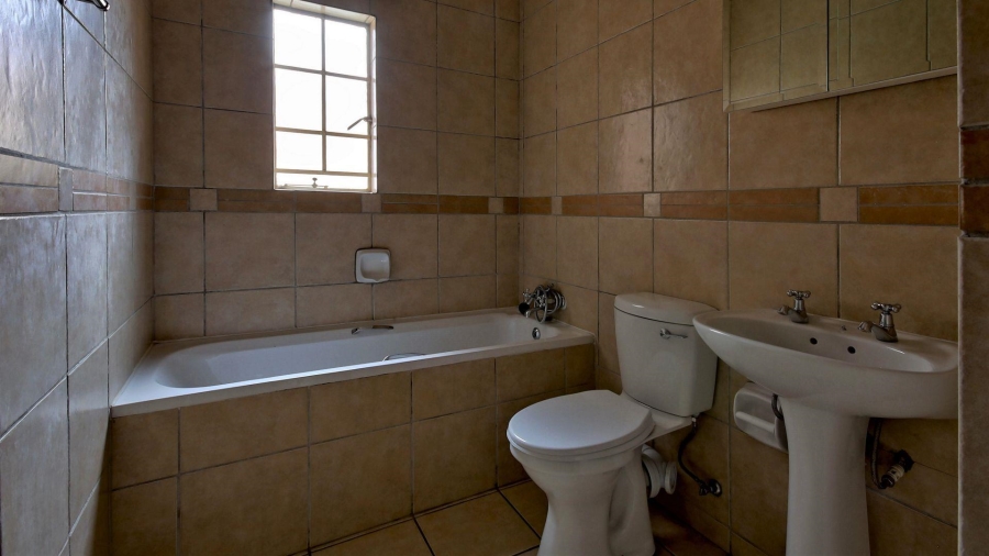 To Let 2 Bedroom Property for Rent in Northwold Gauteng
