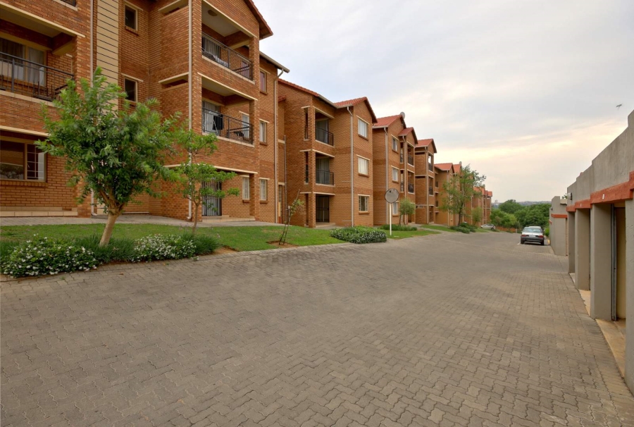 To Let 2 Bedroom Property for Rent in Northwold Gauteng