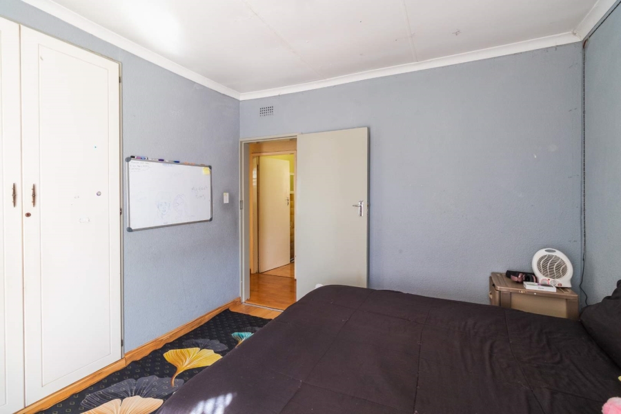 7 Bedroom Property for Sale in Bakerton Gauteng