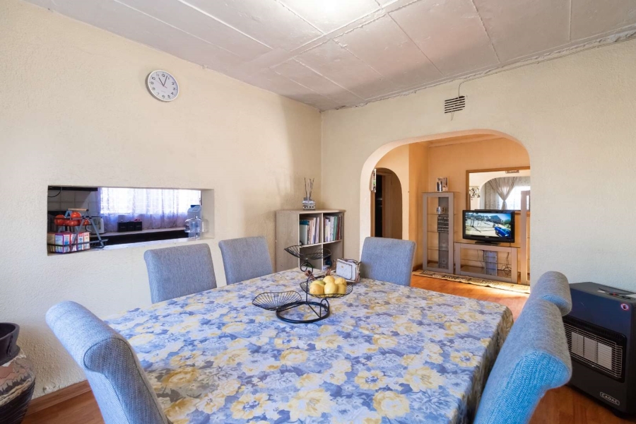 7 Bedroom Property for Sale in Bakerton Gauteng