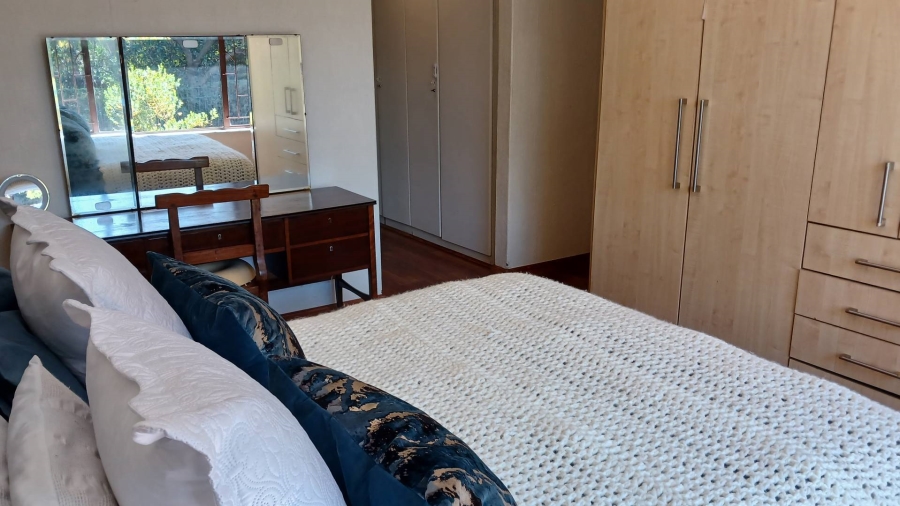 4 Bedroom Property for Sale in Hurlingham Manor Gauteng