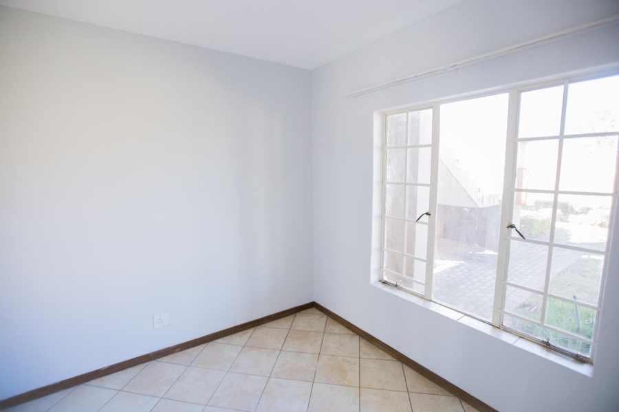 To Let 2 Bedroom Property for Rent in Equestria Gauteng