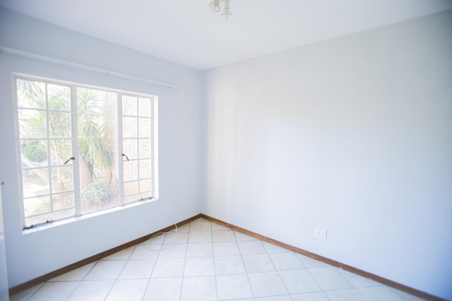 To Let 2 Bedroom Property for Rent in Equestria Gauteng
