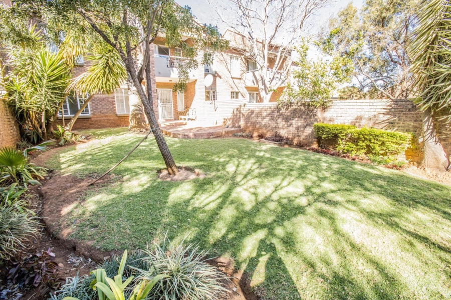 To Let 2 Bedroom Property for Rent in Equestria Gauteng