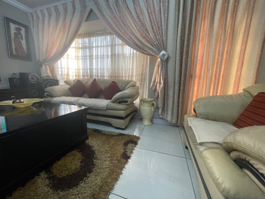 To Let 0 Bedroom Property for Rent in Birch Acres Gauteng