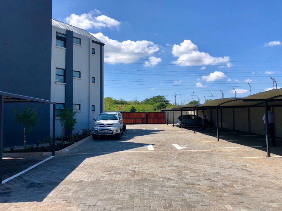 1 Bedroom Property for Sale in Zwartkop Golf Estate Gauteng