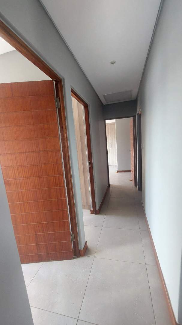 To Let 4 Bedroom Property for Rent in Montana Gauteng