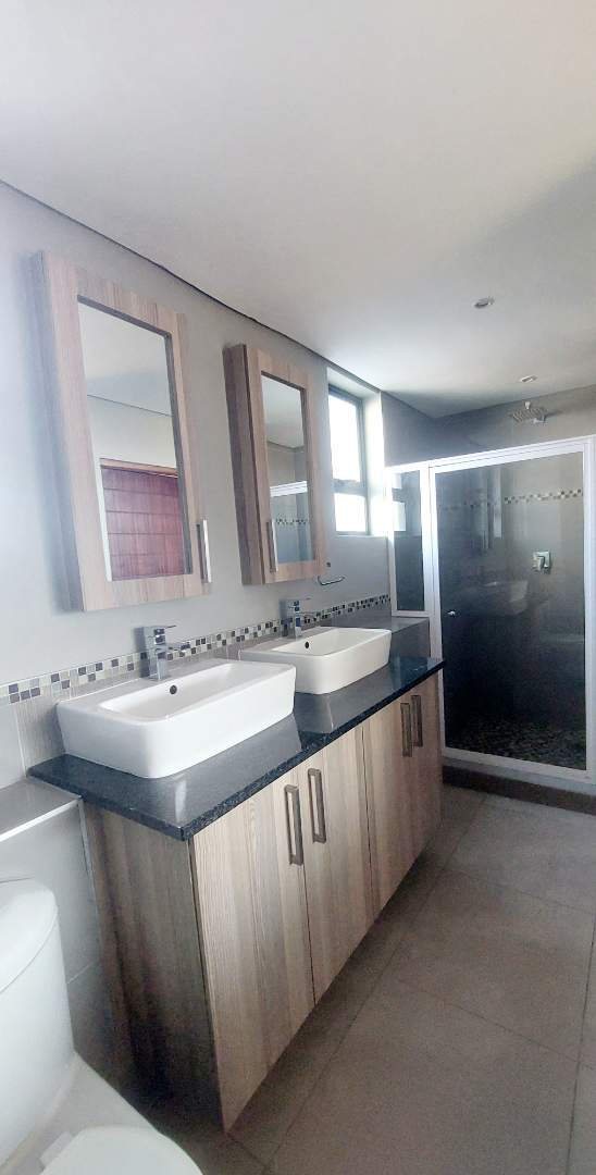 To Let 4 Bedroom Property for Rent in Montana Gauteng