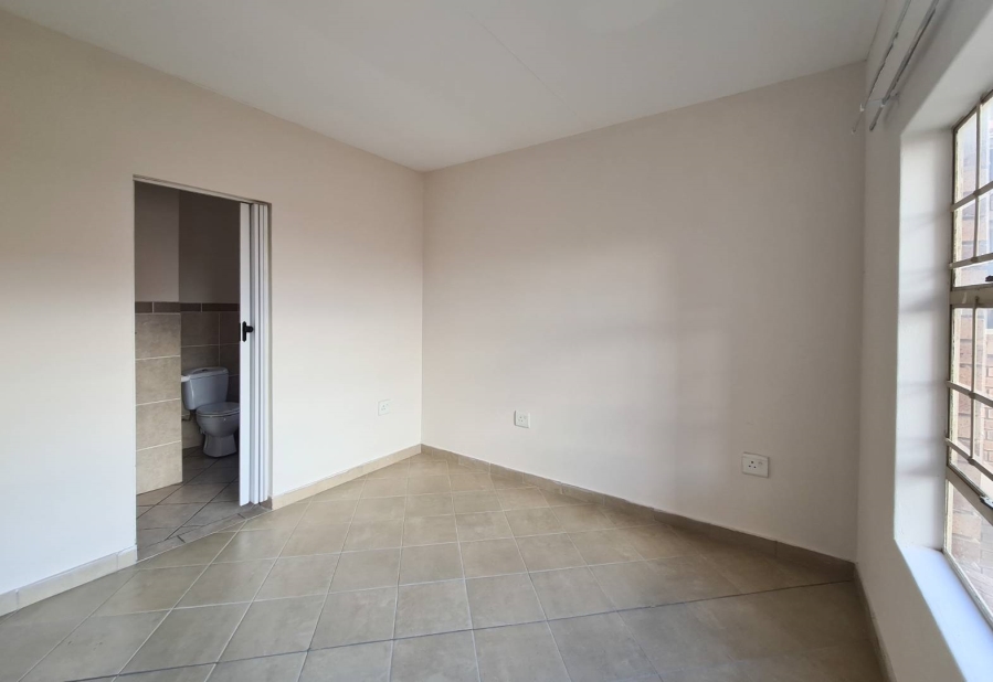 To Let 2 Bedroom Property for Rent in Hazeldean Gauteng