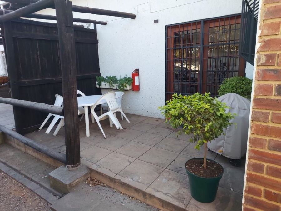 To Let 1 Bedroom Property for Rent in Craigavon Gauteng