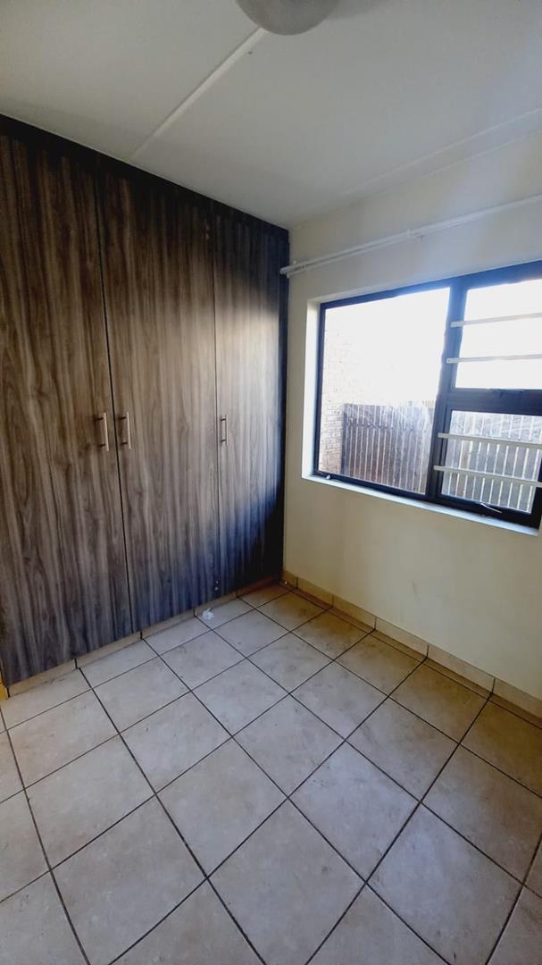 2 Bedroom Property for Sale in Angelo Gauteng