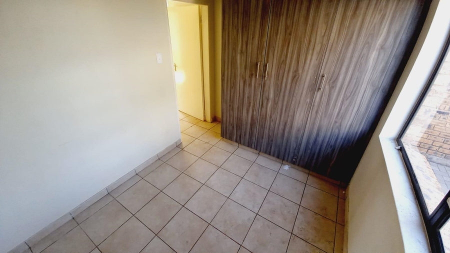 2 Bedroom Property for Sale in Angelo Gauteng