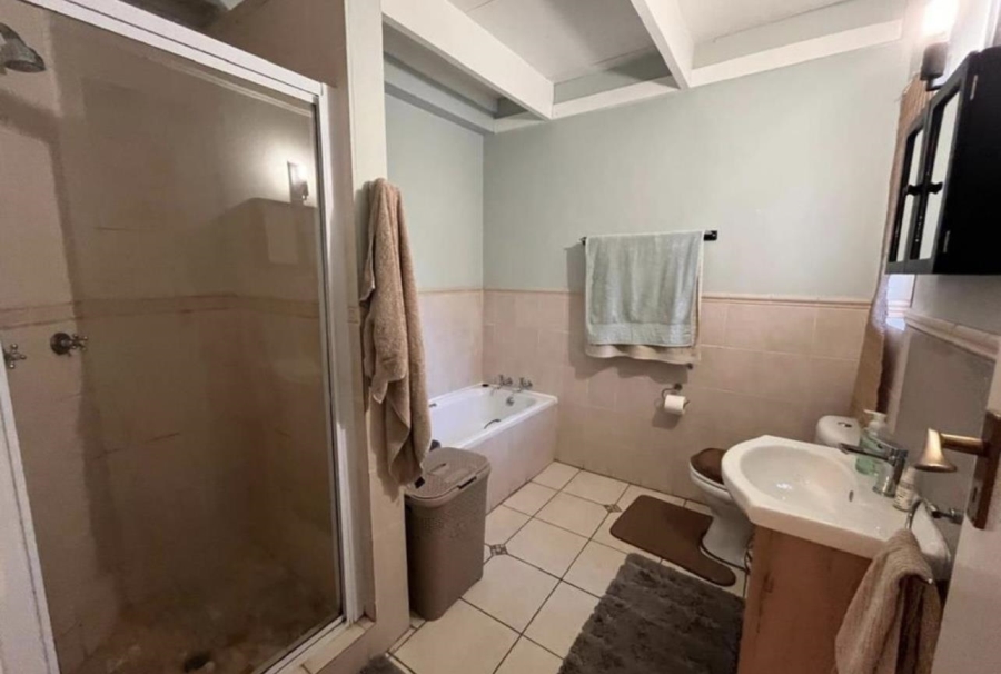 2 Bedroom Property for Sale in Paulshof Gauteng