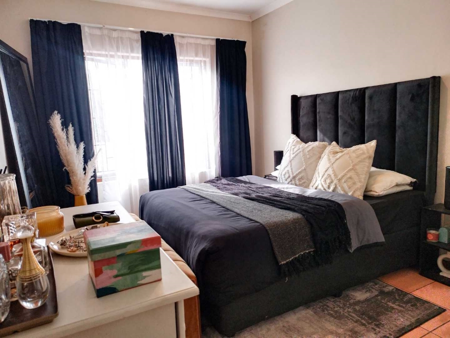 1 Bedroom Property for Sale in Sandown Gauteng
