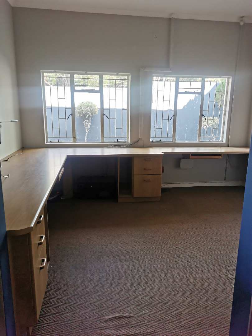 To Let commercial Property for Rent in Waterkloof Ridge Gauteng