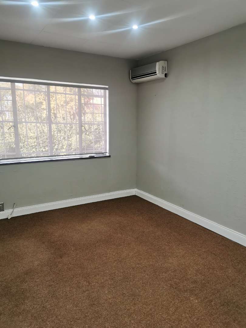 To Let commercial Property for Rent in Waterkloof Ridge Gauteng