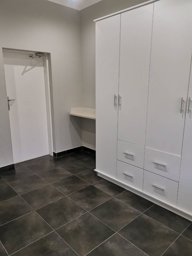 To Let commercial Property for Rent in Waterkloof Ridge Gauteng