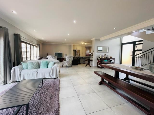To Let 4 Bedroom Property for Rent in Midstream Ridge Gauteng
