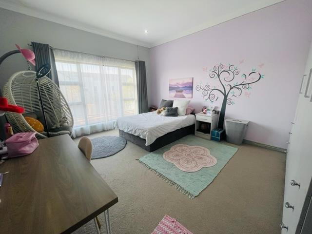 To Let 4 Bedroom Property for Rent in Midstream Ridge Gauteng