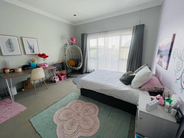 To Let 4 Bedroom Property for Rent in Midstream Ridge Gauteng