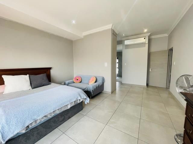 To Let 4 Bedroom Property for Rent in Midstream Ridge Gauteng