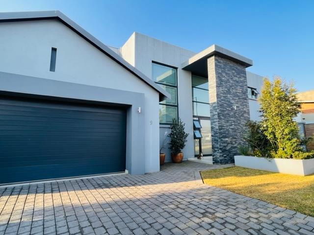 To Let 4 Bedroom Property for Rent in Midstream Ridge Gauteng