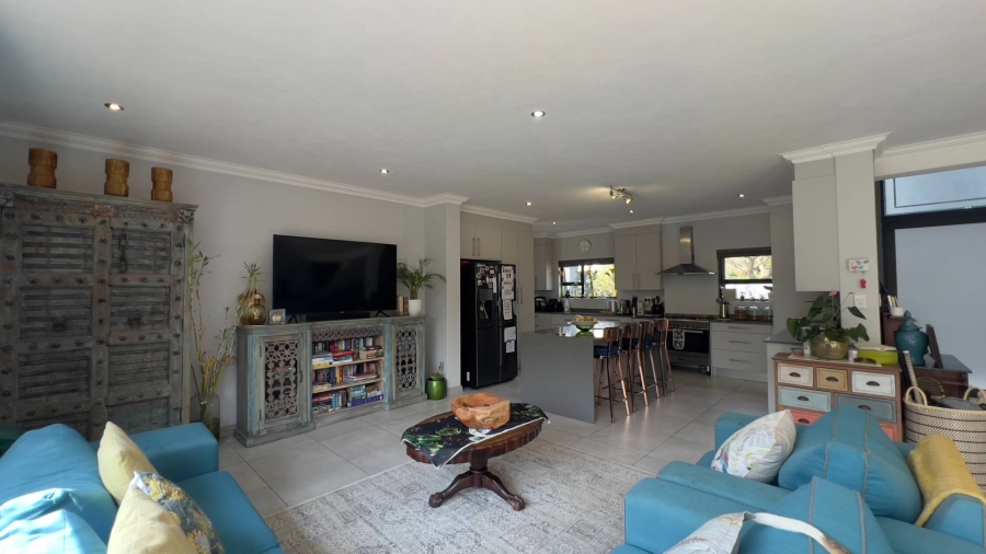 To Let 4 Bedroom Property for Rent in Midstream Ridge Gauteng